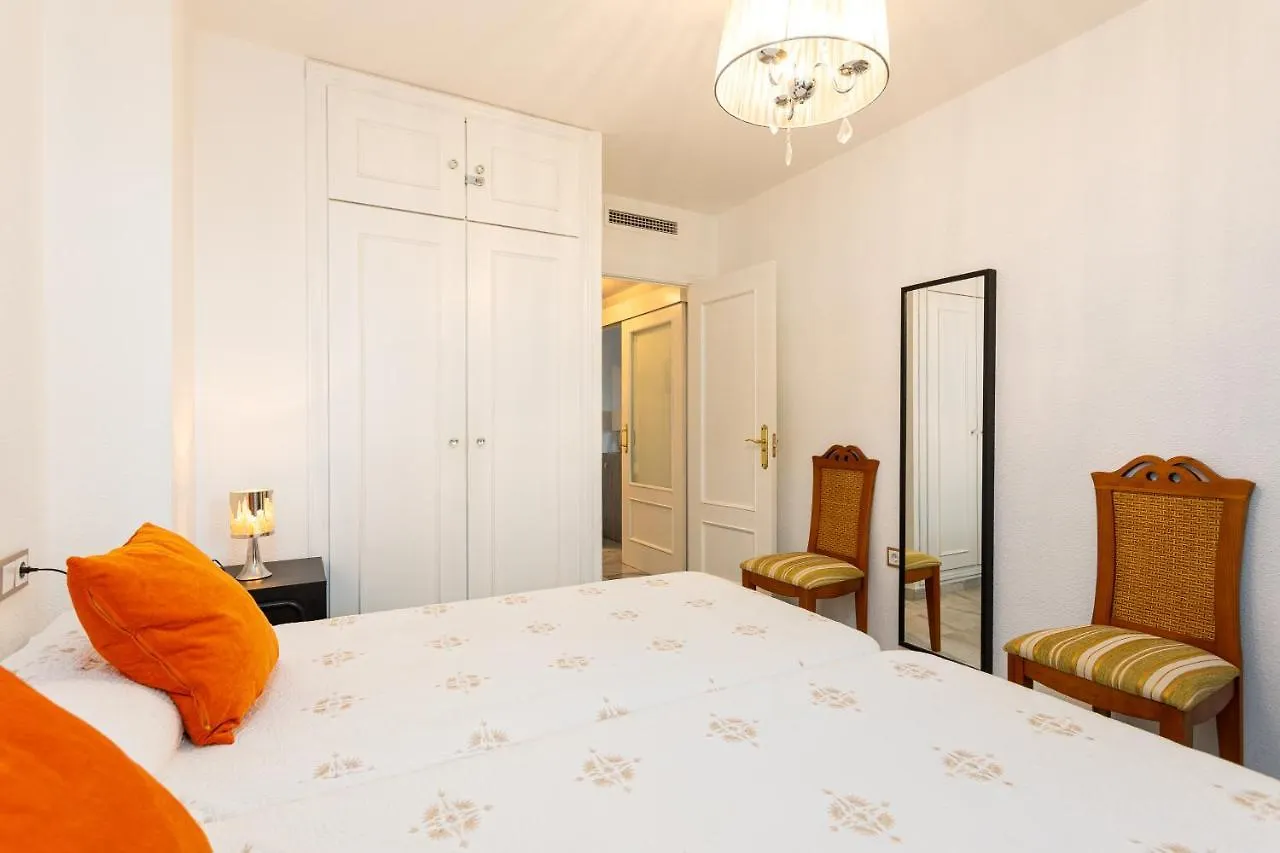 Beautiful Apartment With Pool Marbella