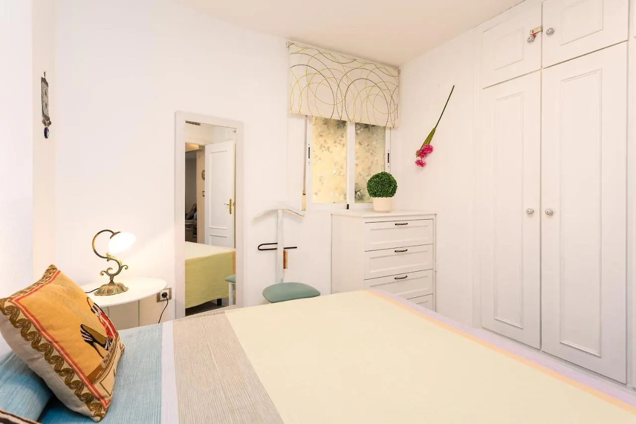 Beautiful Apartment With Pool Marbella