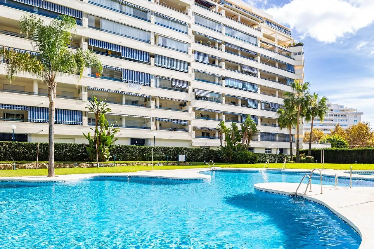 Beautiful Apartment With Pool Marbella
