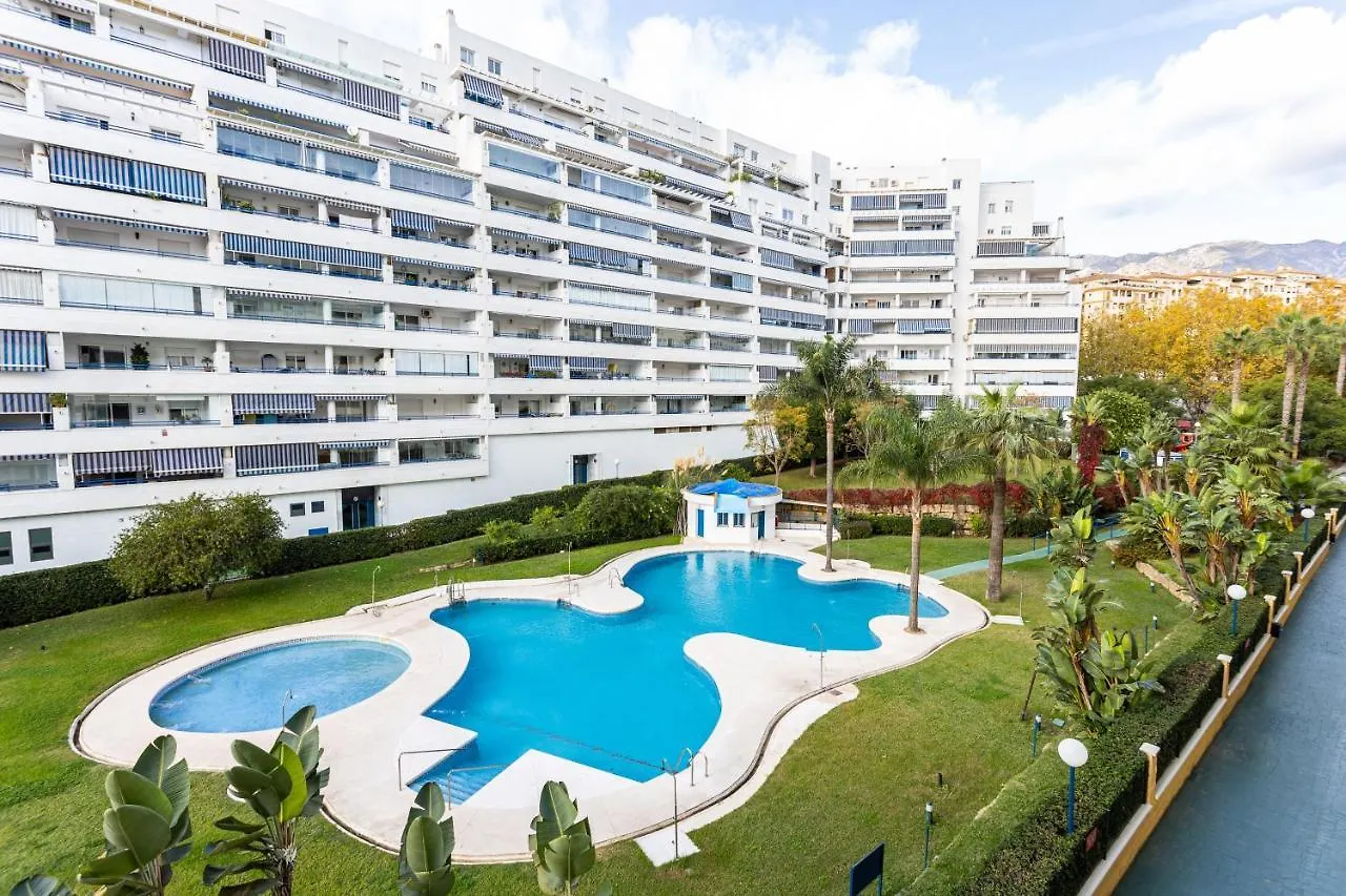 Beautiful Apartment With Pool Marbella