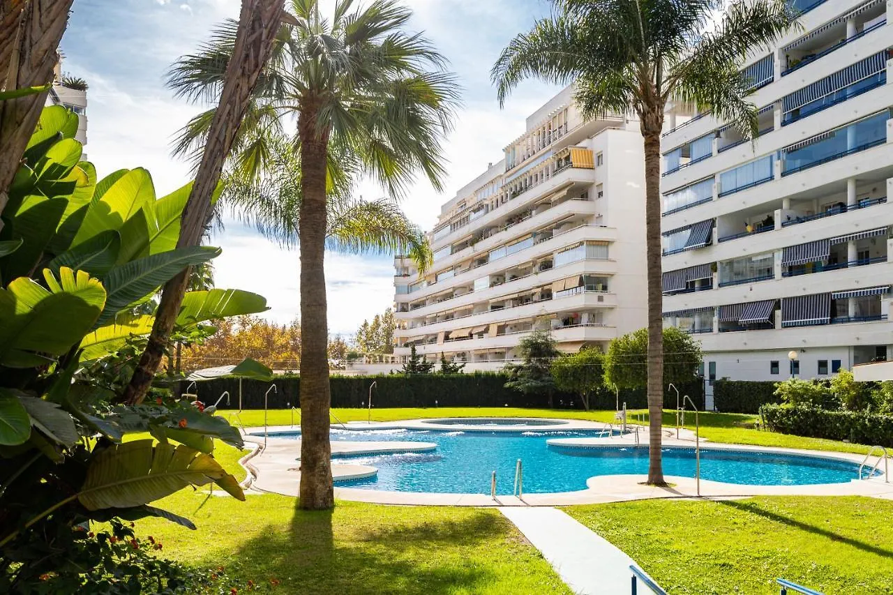 Beautiful Apartment With Pool Marbella